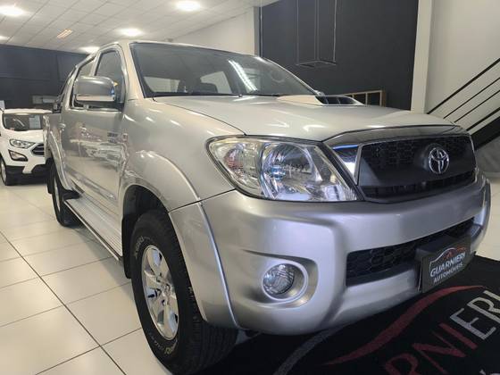TOYOTA HILUX 3.0 SRV 4X4 CD 16V TURBO INTERCOOLER DIESEL 4P AUTOMÁTICO TOYOTA HILUX 3.0 SRV 4X4 CD 16V TURBO INTERCOOLER DIESEL 4P AUTOMÁTICO
